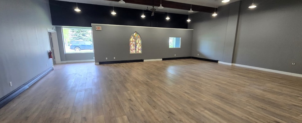 1602 W Beall St, Bozeman, MT for lease - Building Photo - Image 2 of 15