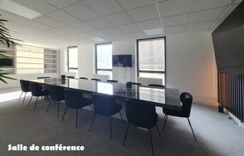 Flex in Saint-Cloud for sale Interior Photo- Image 2 of 4