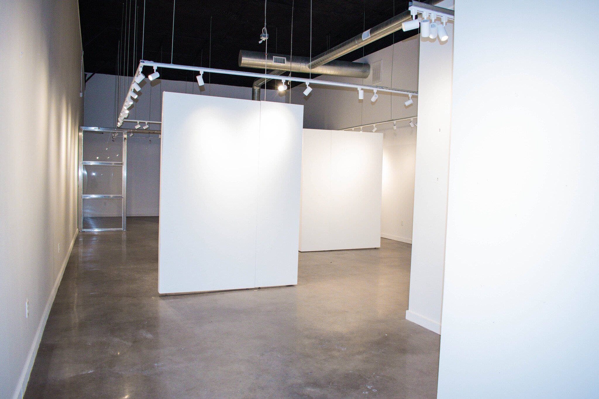 3306 Ella Blvd, Houston, TX for lease Interior Photo- Image 1 of 5