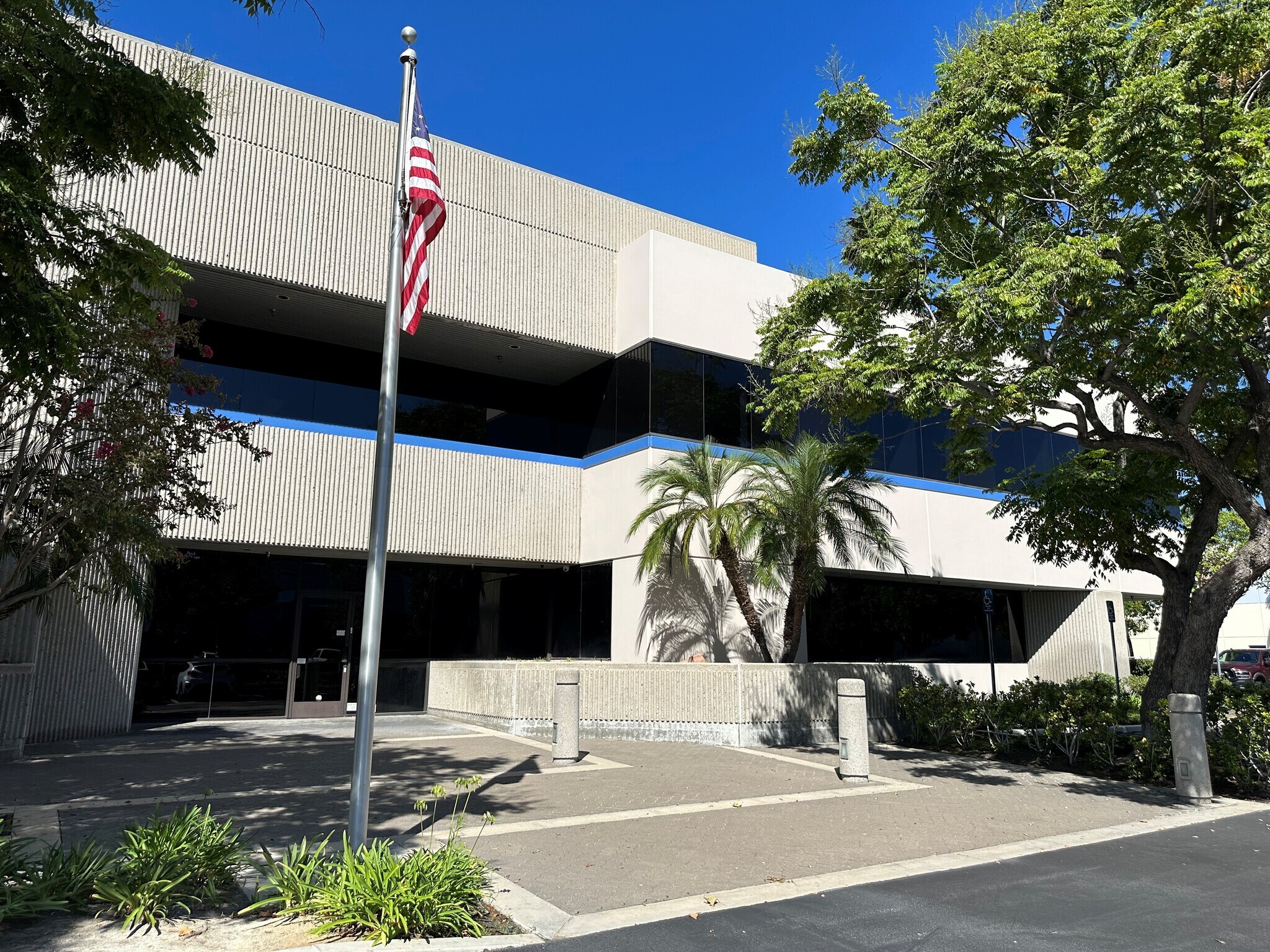 1275 N Manassero St, Anaheim, CA for lease Building Photo- Image 1 of 4