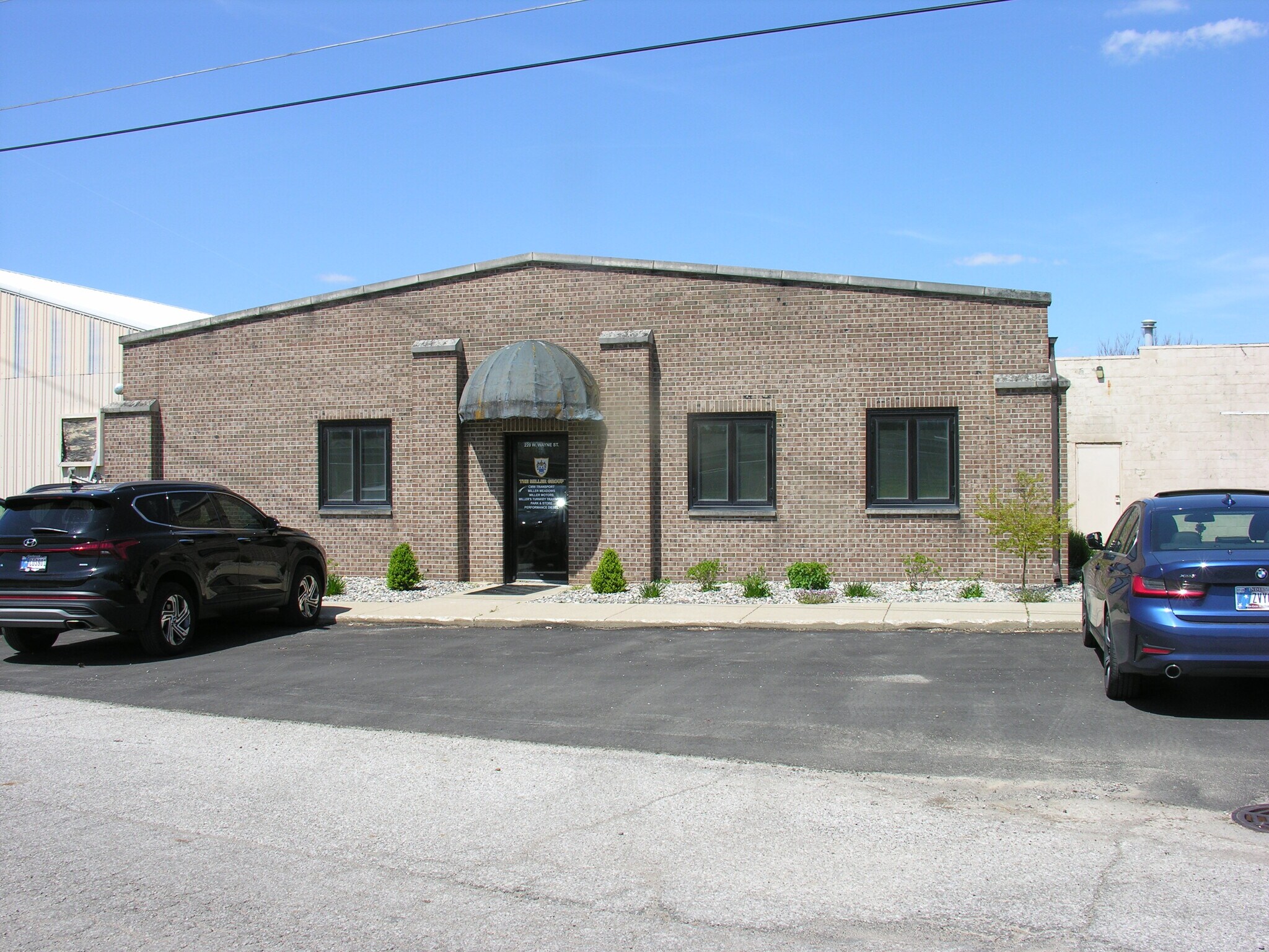 220 W Wayne St, Kendallville, IN for lease Building Photo- Image 1 of 15