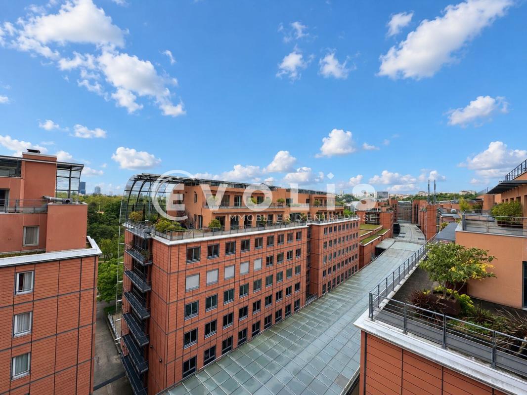 34 Quai Charles De Gaulle, Lyon for lease Building Photo- Image 1 of 8