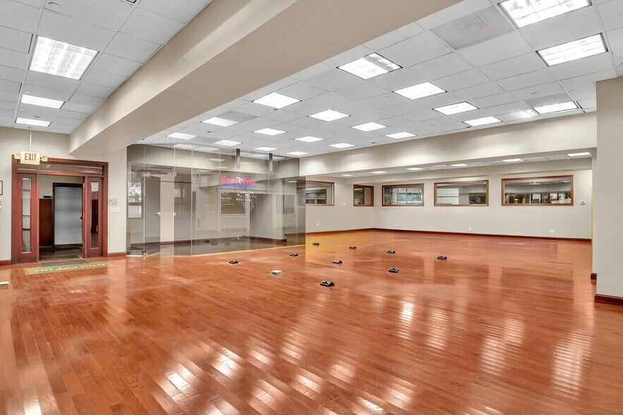 10 Broad St W, Fleetwood, NY à louer - Photo intérieure - Image 3 de 8