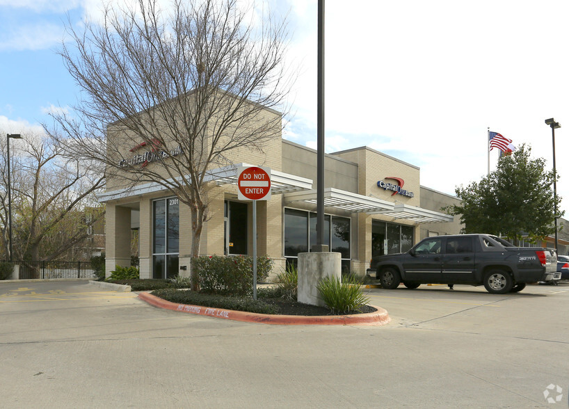 2301 E Riverside Dr, Austin, TX for lease - Primary Photo - Image 3 of 4