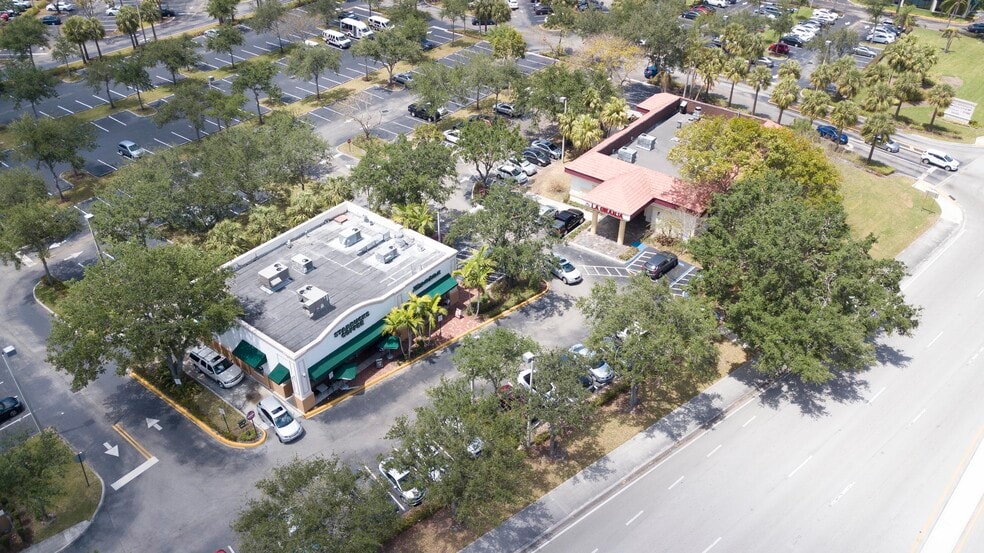 1801-1951 N Pine Island Rd, Plantation, FL à louer - Photo du bâtiment - Image 3 de 22