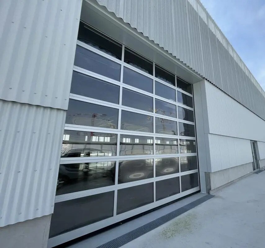 Industrial in Vitry-sur-Seine for lease Building Photo- Image 1 of 9