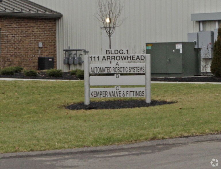 111 Arrowhead Dr, Slippery Rock, PA for sale - Building Photo - Image 2 of 4