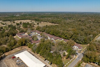 125 N Davis Ln, Defuniak Springs, FL - AERIAL map view - Image1