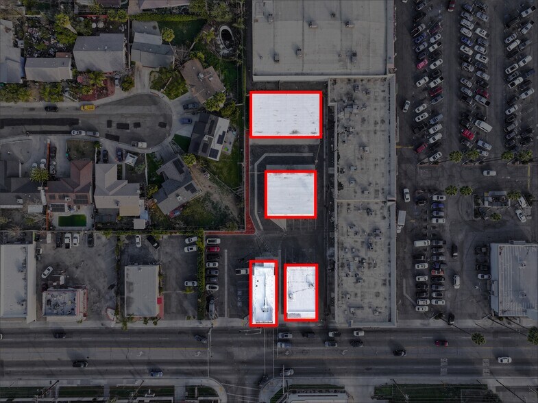 162, 168, and 172 N San Jacinto St portefeuille de 3 propriétés à vendre sur LoopNet.ca - Photo du bâtiment - Image 2 de 23