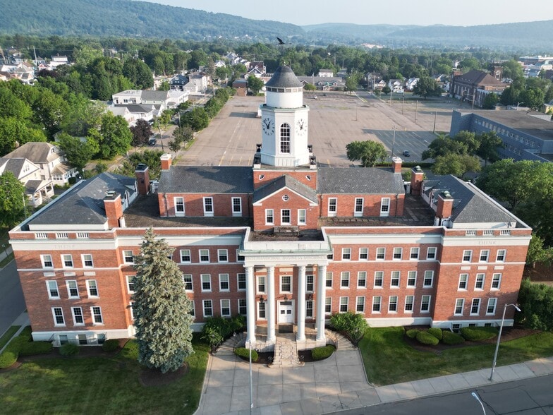 1701L North St, Endicott, NY for lease - Building Photo - Image 2 of 22