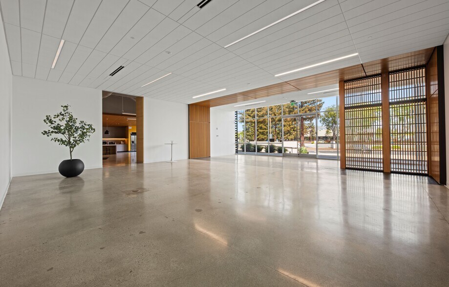 3775 N 1st St, San Jose, CA for lease - Lobby - Image 2 of 11