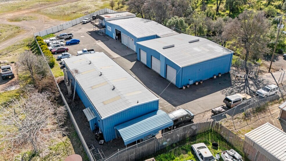 7070 Old Highway 53, Clearlake, CA à vendre - Photo principale - Image 2 de 15