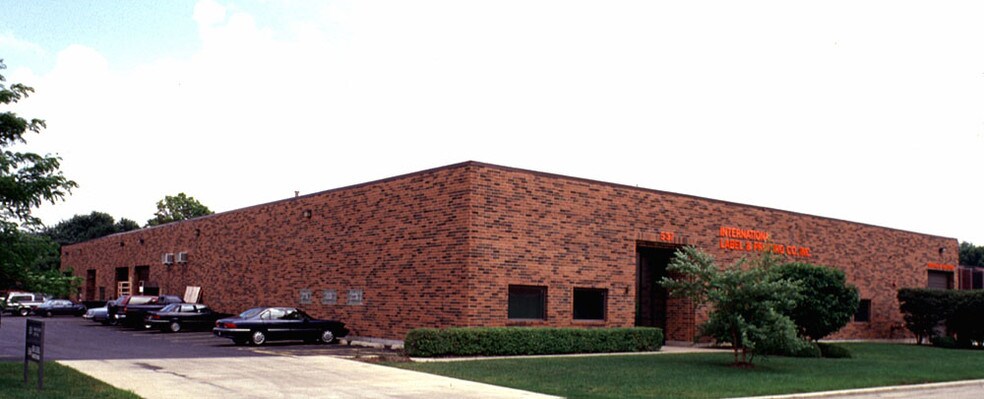 537 N Edgewood Ave, Wood Dale, IL à louer - Photo du bâtiment - Image 2 de 3