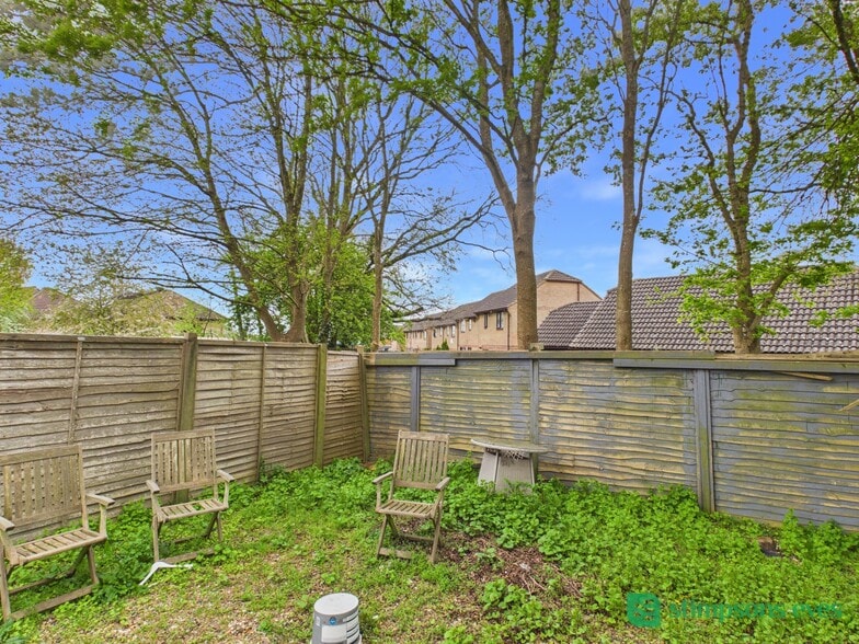 50 Lennon Dr, Milton Keynes for lease - Building Photo - Image 2 of 6