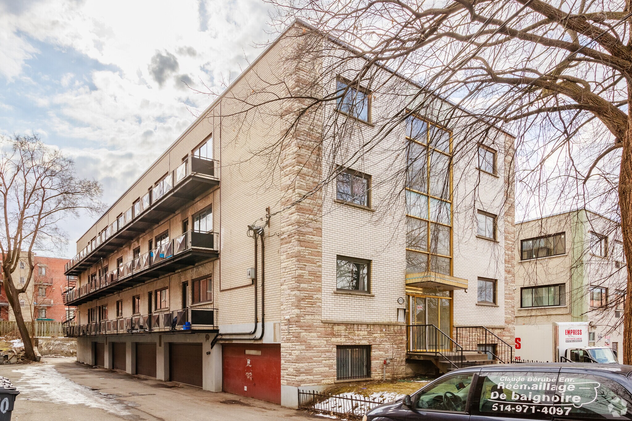 4770 Av Dupuis, Montréal, QC à vendre Photo principale- Image 1 de 1