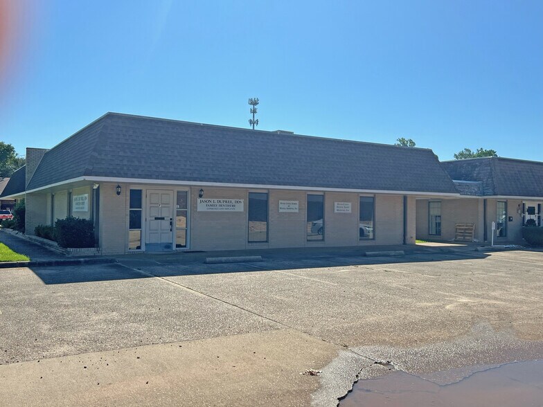 1945 E 70th St, Shreveport, LA for sale - Building Photo - Image 1 of 4