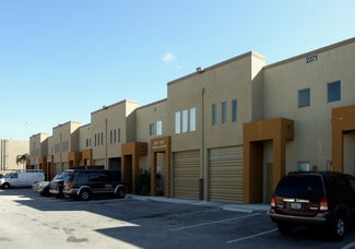 More details for 2371 W 80th St, Hialeah, FL - Industrial for Lease