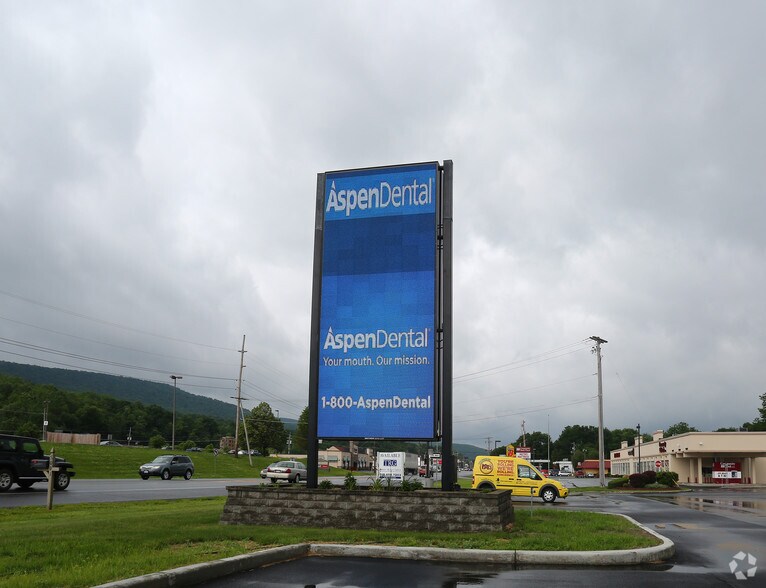 5001 State Highway 23, Oneonta, NY à louer - Photo du bâtiment - Image 3 de 6