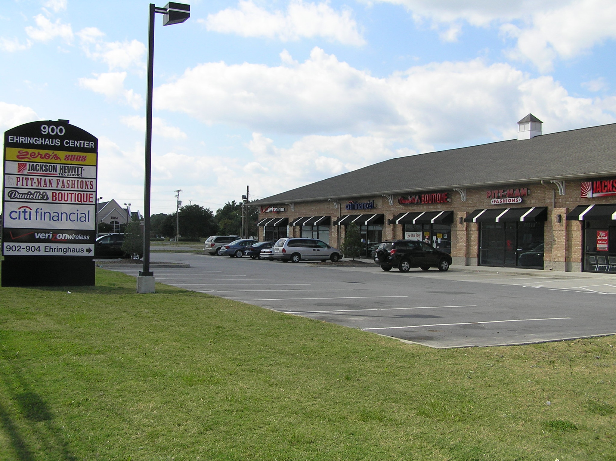 902 W Ehringhaus St, Elizabeth City, NC for sale Primary Photo- Image 1 of 1