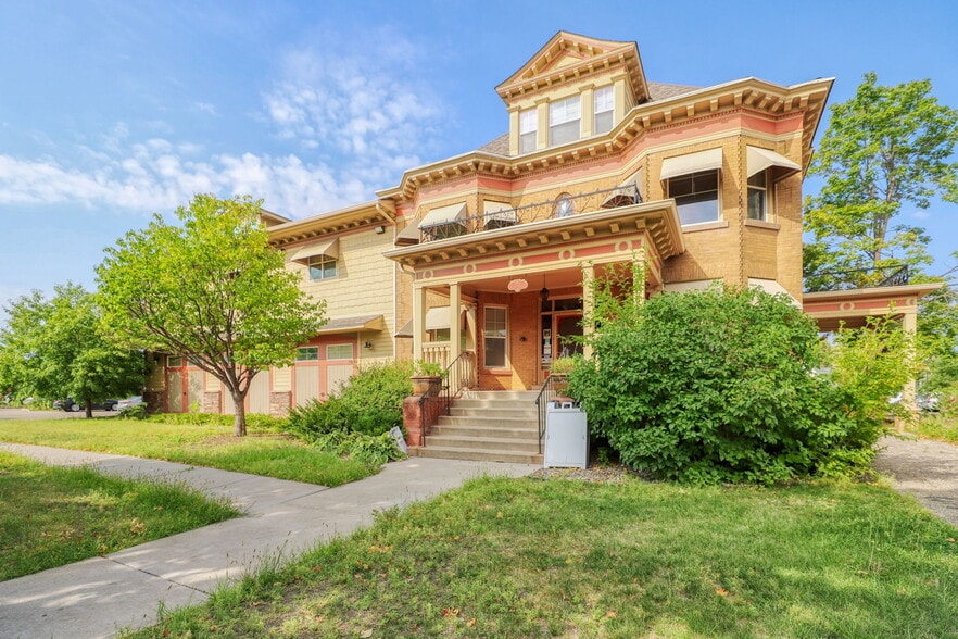 2722 Park Ave, Minneapolis, MN for sale - Building Photo - Image 2 of 26