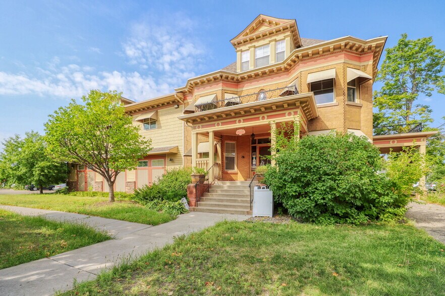 2722 Park Ave, Minneapolis, MN à vendre - Photo du bâtiment - Image 2 de 26