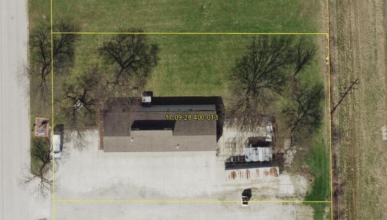 1270 Stanford Dr, Kankakee, IL à vendre - Photo du bâtiment - Image 2 de 8