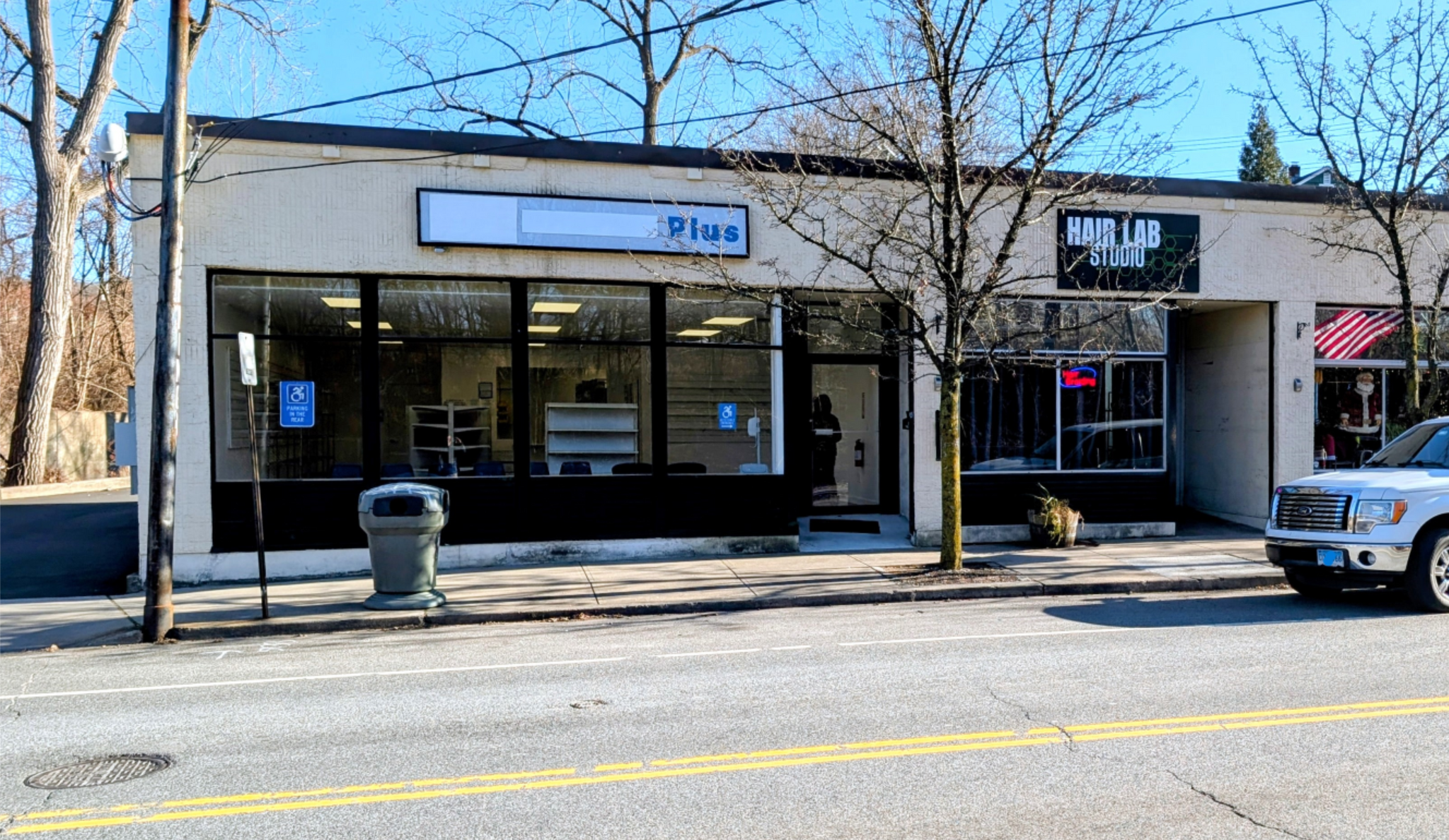 411-427 N Main St, Naugatuck, CT for lease Primary Photo- Image 1 of 2