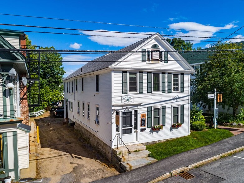 30 Main St, Meredith, NH à vendre - Photo du bâtiment - Image 1 de 1