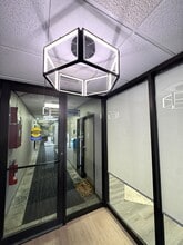 1250 N Mill St, Naperville, IL for lease Interior Photo- Image 2 of 4