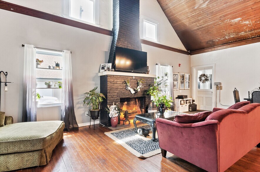 12 State Rt 23 N, Hamburg, NJ à vendre - Photo du bâtiment - Image 3 de 19