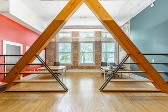 800 Market St, Chattanooga, TN for lease Interior Photo- Image 1 of 17