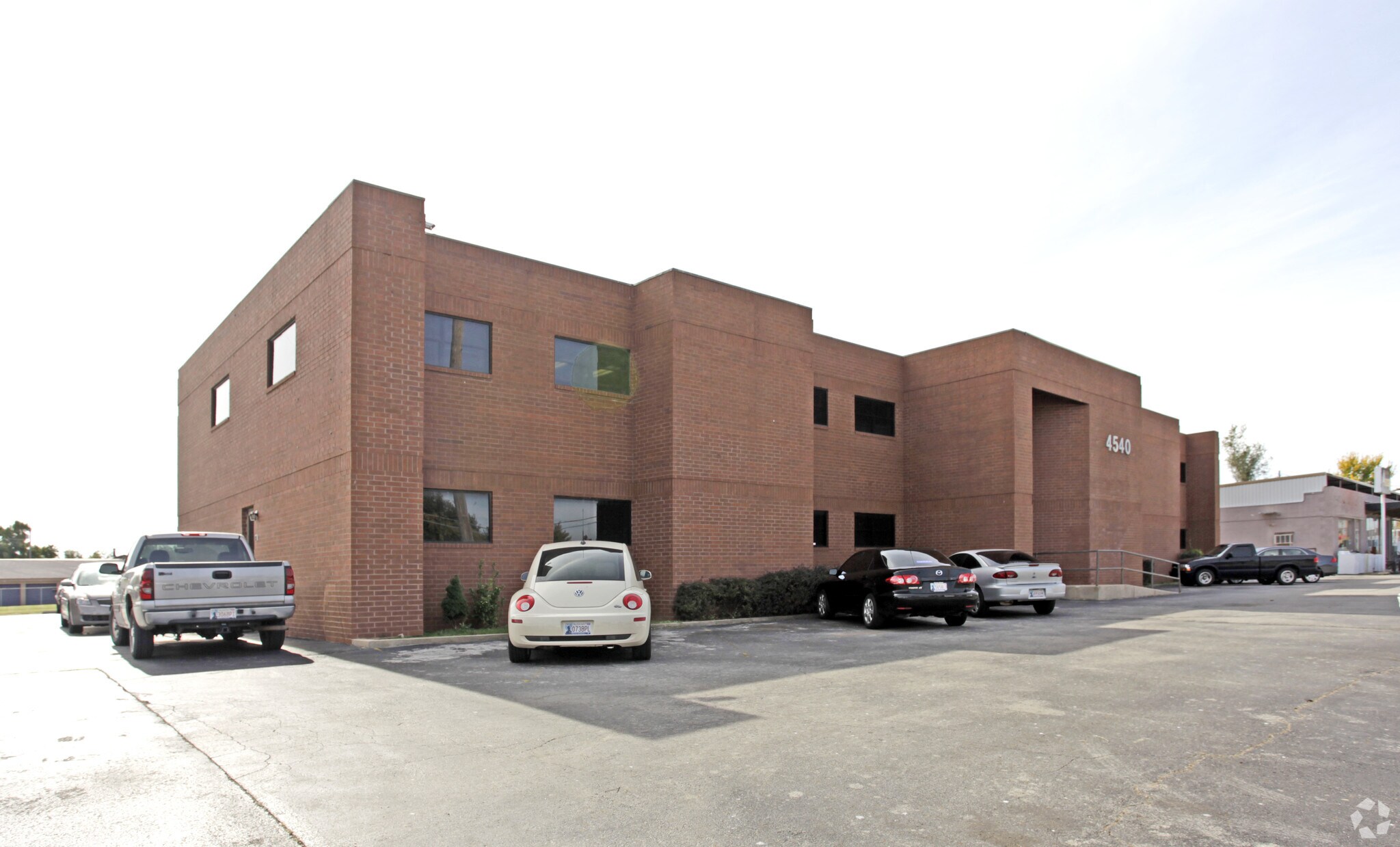 4540 NW 10th St, Oklahoma City, OK à louer Photo principale- Image 1 de 18