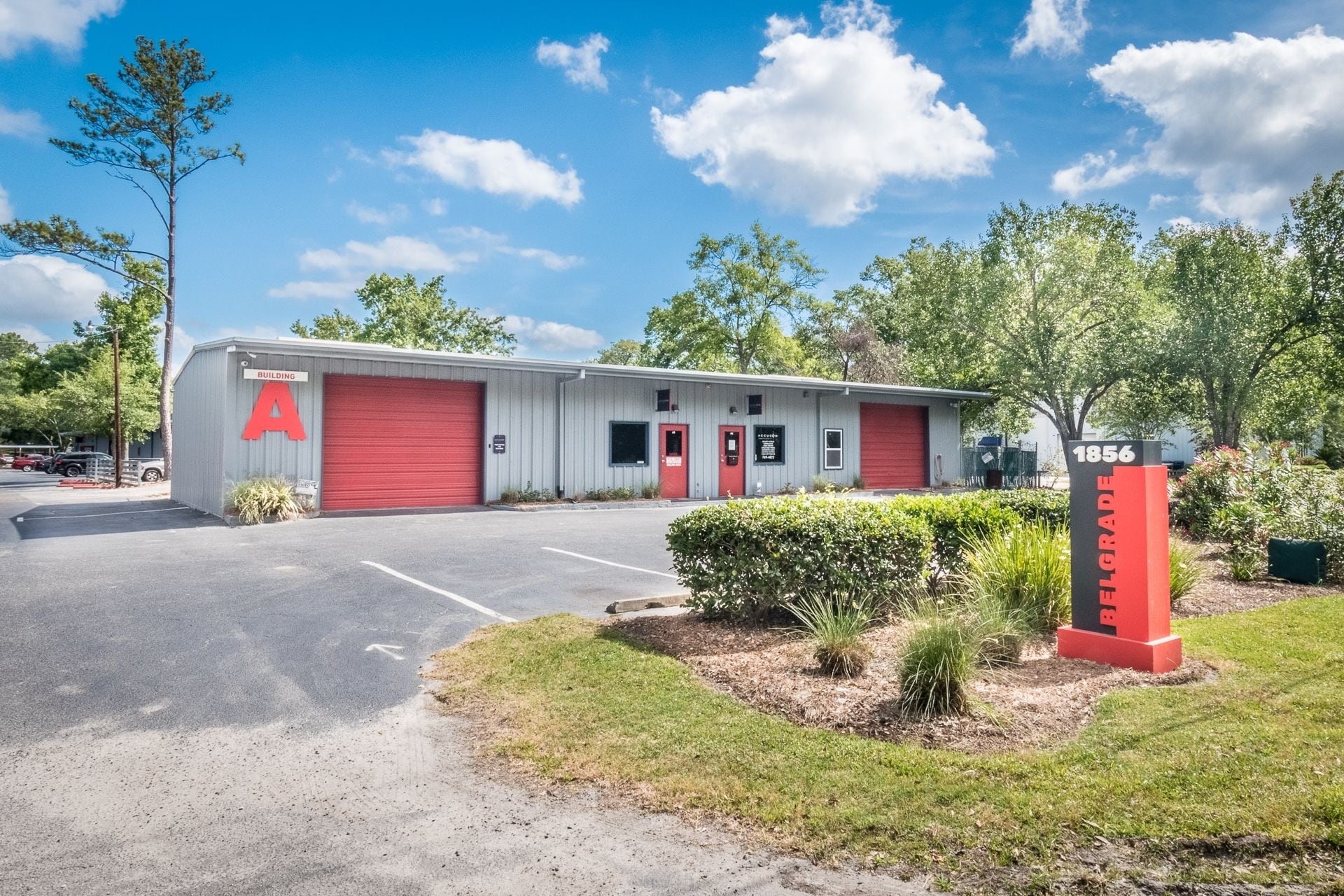 1856 Belgrade Ave, Charleston, SC for lease Primary Photo- Image 1 of 22