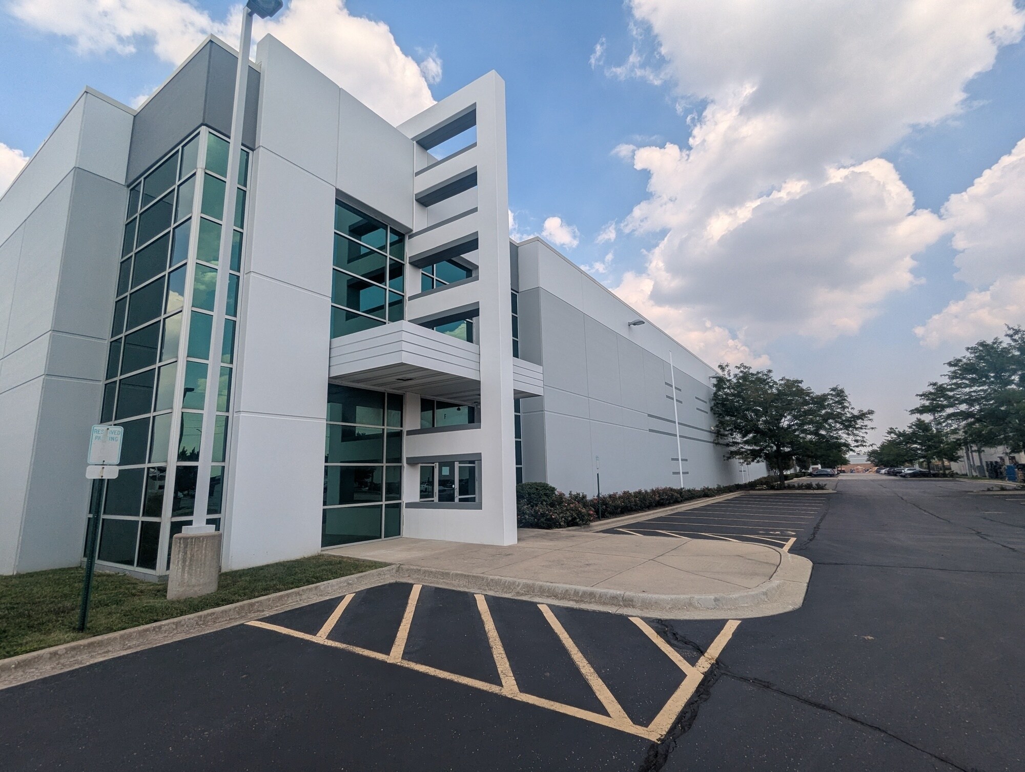 9234 Belmont Ave, Franklin Park, IL for lease Building Photo- Image 1 of 17