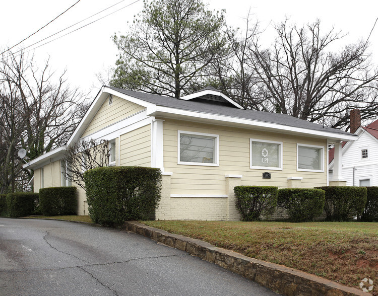 1387 Cleveland Ave, Atlanta, GA à vendre - Photo principale - Image 1 de 1