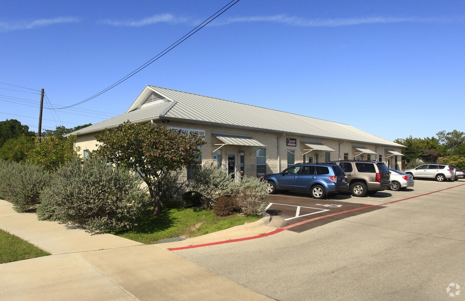1906 S Bagdad Rd, Leander, TX for lease - Building Photo - Image 1 of 9