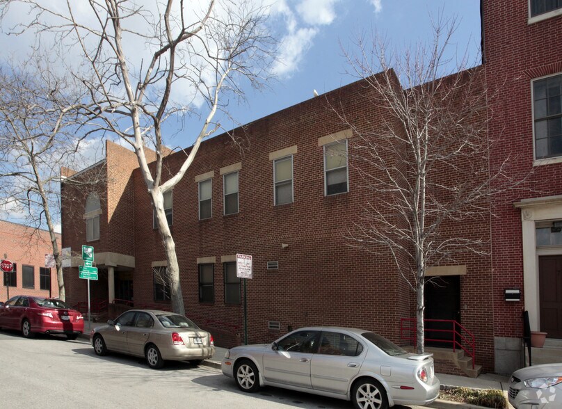 1 S High St, Baltimore, MD à louer - Photo du bâtiment - Image 3 de 4