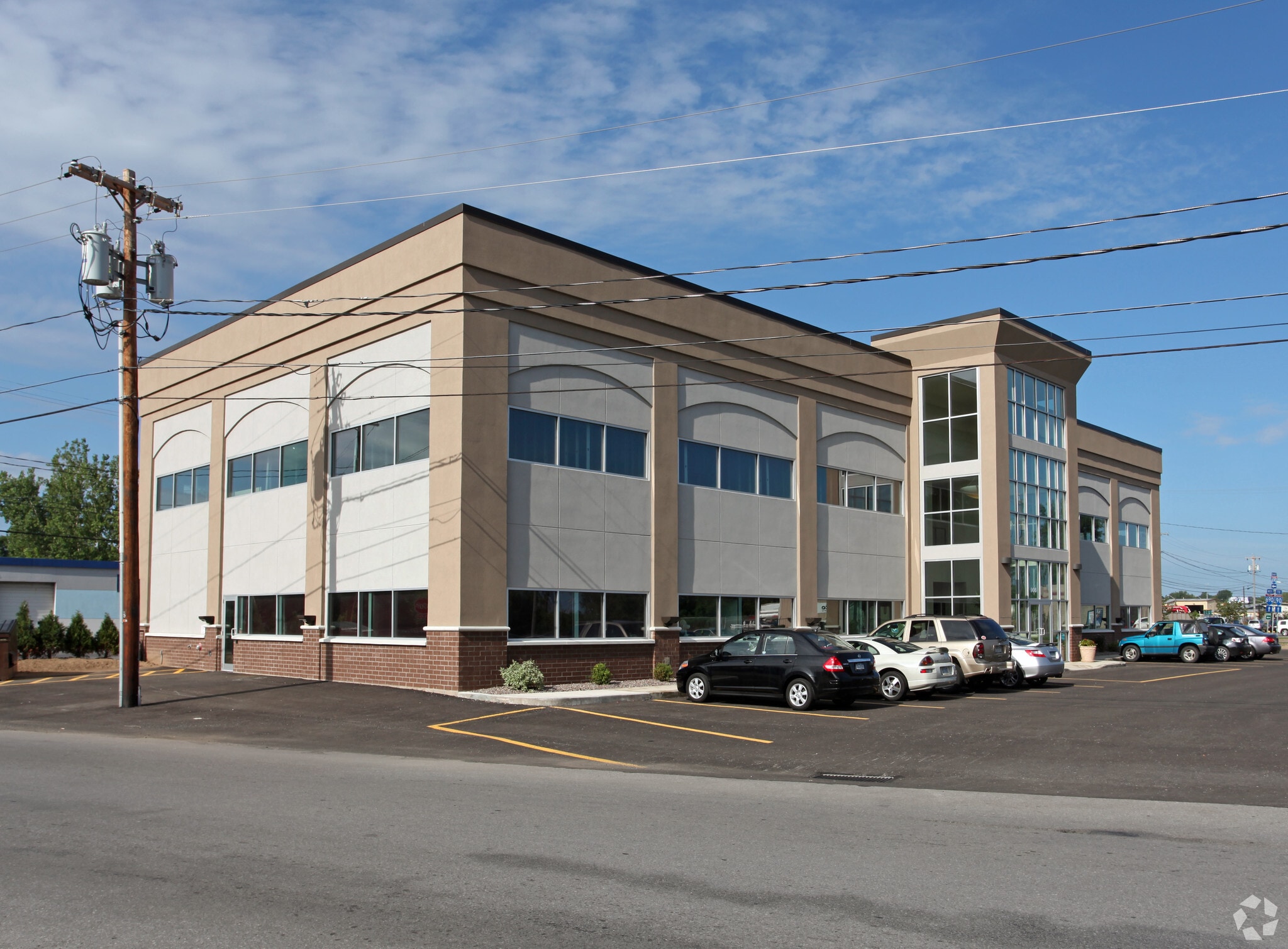 906 Spencer St, Syracuse, NY for lease Primary Photo- Image 1 of 11