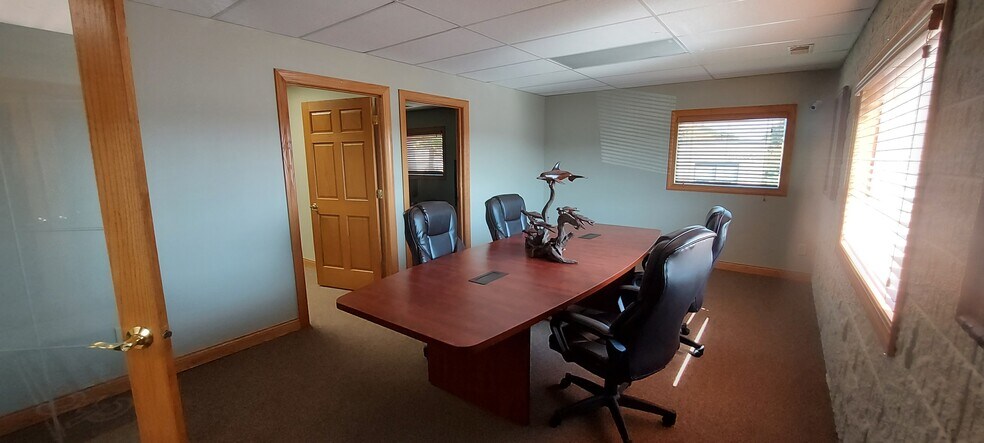 544-554 3rd St NW, Elk River, MN à louer - Photo intérieure - Image 3 de 10