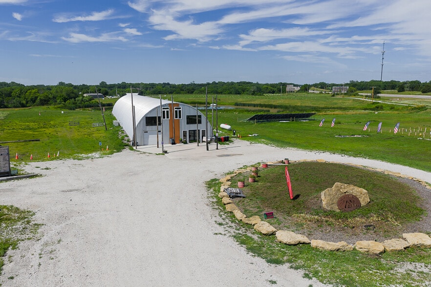 24305 Loring Rd, Lawrence, KS for sale - Building Photo - Image 2 of 52