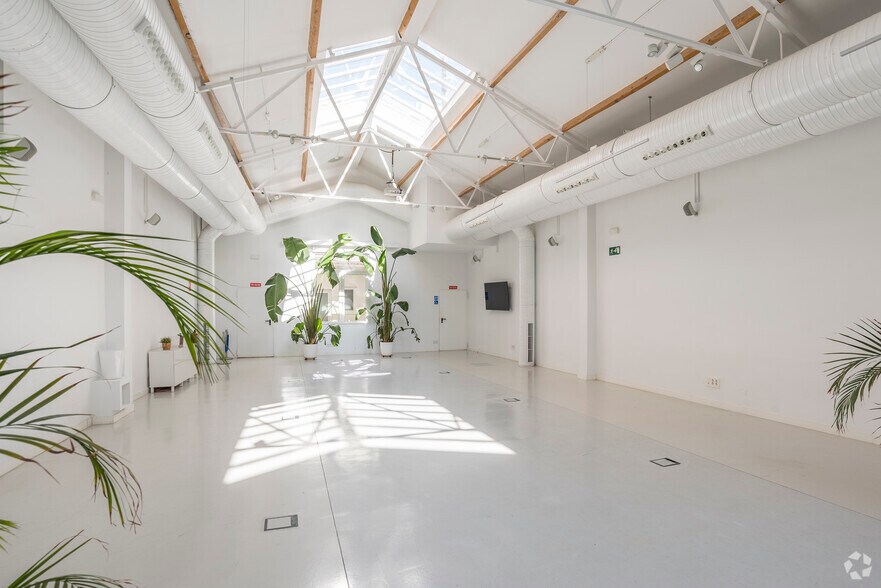 Calle de la Coruña, 19, Madrid, Madrid à vendre - Photo du bâtiment - Image 3 de 18