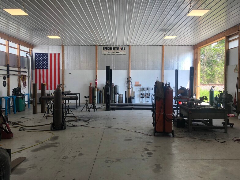 4887 Summit Bridge Rd, Middletown, DE for lease - Interior Photo - Image 2 of 10