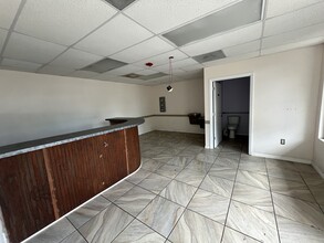 3915-4105 Cortez Rd, Bradenton, FL for lease Interior Photo- Image 2 of 20