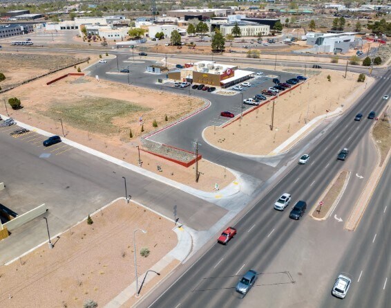 6585 Cerrillos Rd, Santa Fe, NM à vendre - Photo principale - Image 1 de 1