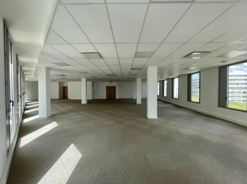 Rue La Seiglière, Bordeaux for lease - Building Photo - Image 2 of 16