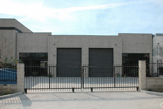 More details for 1515 Railroad St, Glendale, CA - Industrial for Lease