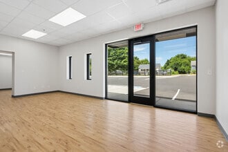 114 S State St, Haw River, NC for lease Interior Photo- Image 2 of 33