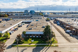 111 Martin Ross Ave, Toronto, ON - AÉRIEN Vue de la carte