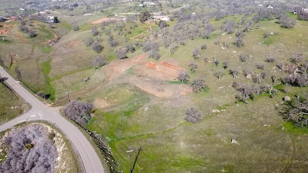 9754 Mirasol Way, La Grange, CA for sale - Building Photo - Image 2 of 14