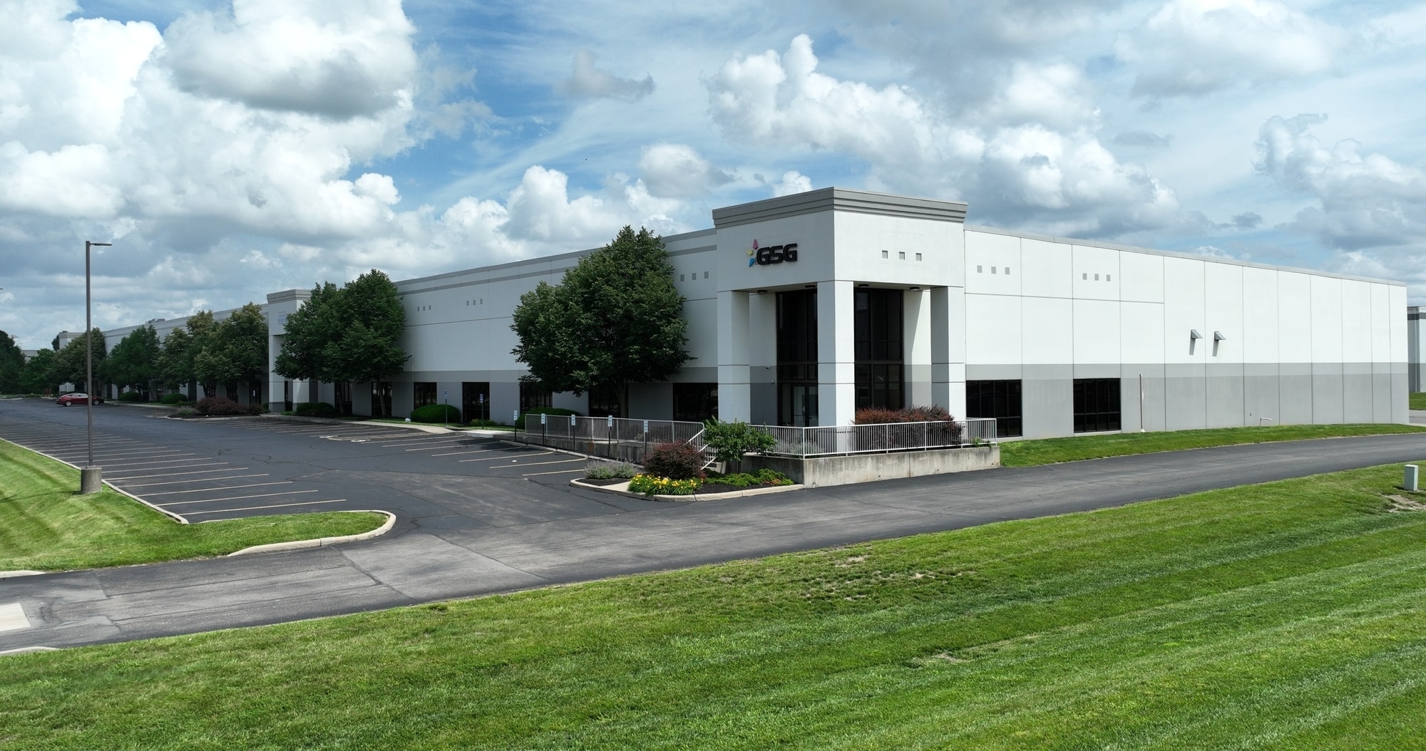 9407-9415 Meridian Way, West Chester, OH for lease Building Photo- Image 1 of 4